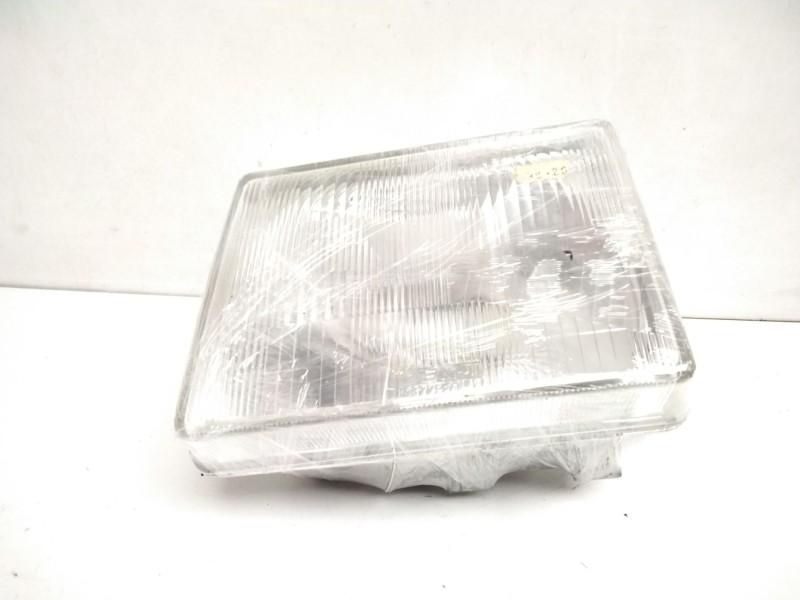 Recambio de faro izquierdo para opel corsa a city referencia OEM IAM 90273111  