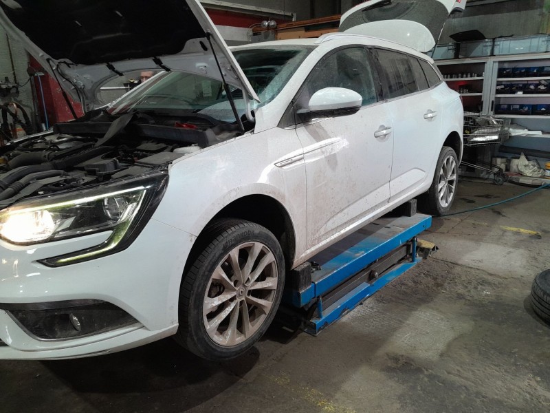 renault megane iv sport tourer (k9a/m/n_) del año 2017