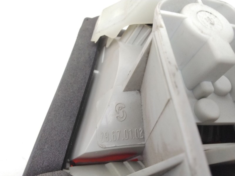 Recambio de piloto trasero izquierdo para bmw 3 (e36) 328 i referencia OEM IAM 28670102  