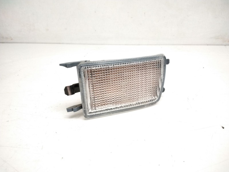 Recambio de piloto delantero izquierdo para volkswagen golf iii berlina (1h1) referencia OEM IAM 084411606L TULIPA 