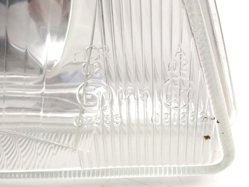 Recambio de faro derecho para opel kadett e 1.6 referencia OEM IAM 021252  