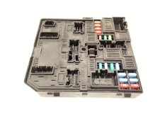 Recambio de caja fusibles para renault megane iv sport tourer (k9a/m/n_) 1.2 tce 130 (k9mr) referencia OEM IAM 284B66727R  