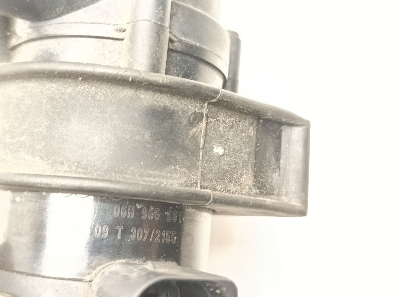 Recambio de bomba agua electrica para audi a5 (8t3) 3.0 tdi quattro referencia OEM IAM 06H965561  