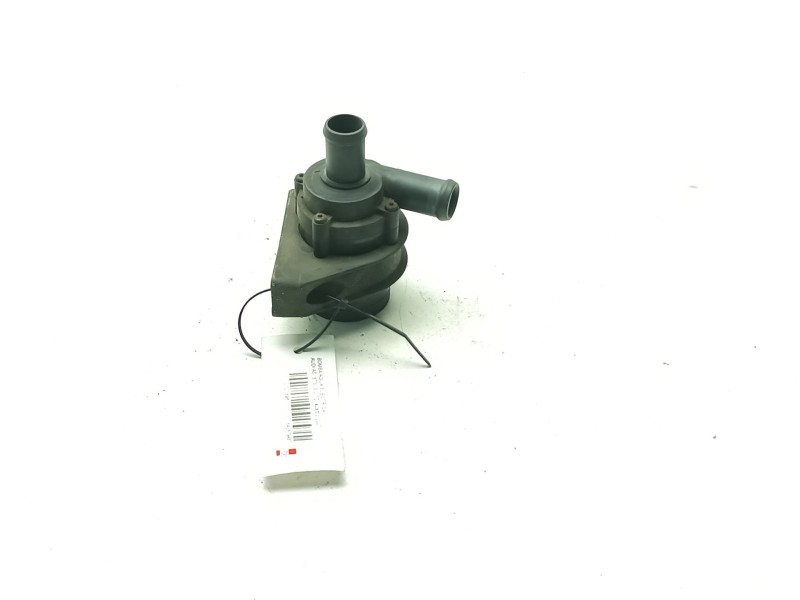Recambio de bomba agua electrica para audi a5 (8t3) 3.0 tdi quattro referencia OEM IAM 06H965561  