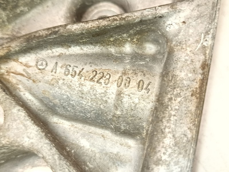 Recambio de soporte motor derecho inferior para mercedes-benz clase a (w177) a 200 d (177.012) referencia OEM IAM A65422300  