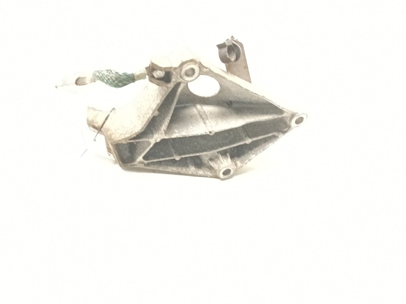 Recambio de soporte motor izquierdo superior para bmw 1 (e87) 118 d referencia OEM IAM 22116775041  