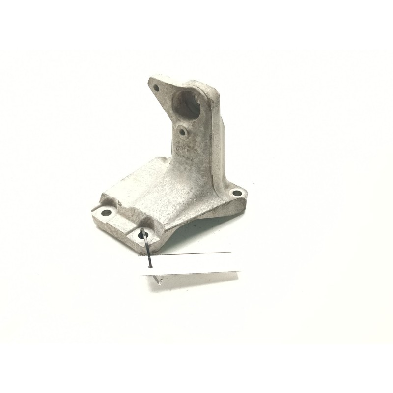Recambio de soporte motor derecho superior para bmw x1 (e84) sdrive 20 d referencia OEM IAM 22116788612  