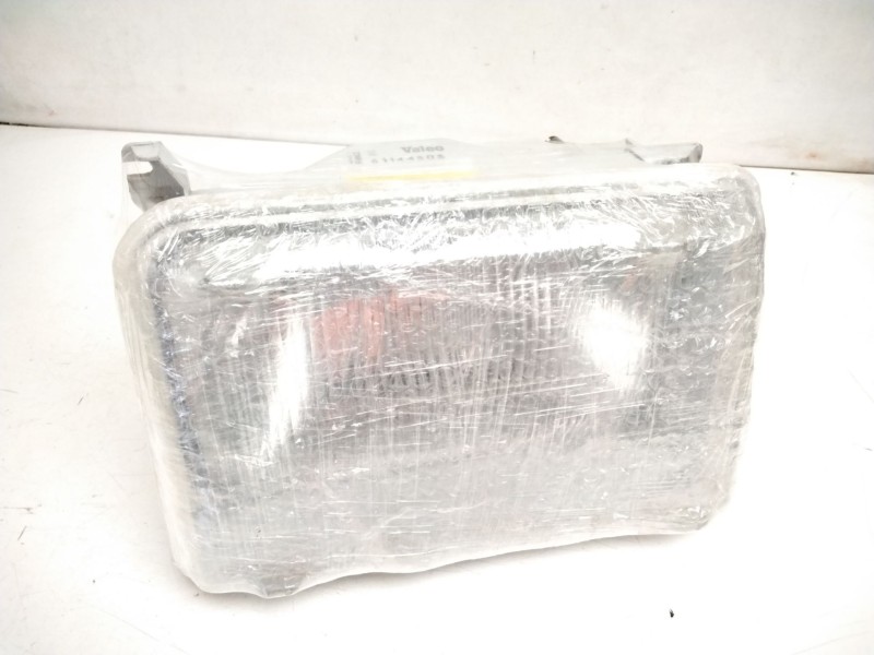 Recambio de faro derecho para talbot solara 1.6 referencia OEM IAM 61144303  