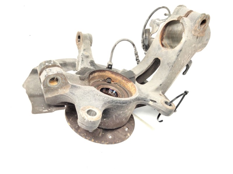 Recambio de mangueta delantera izquierda para renault megane iv sport tourer (k9a/m/n_) 1.2 tce 130 (k9mr) referencia OEM IAM   