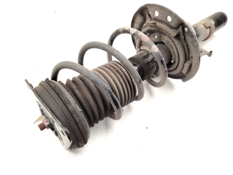 Recambio de amortiguador delantero izquierdo para renault megane iv sport tourer (k9a/m/n_) 1.2 tce 130 (k9mr) referencia OEM IA