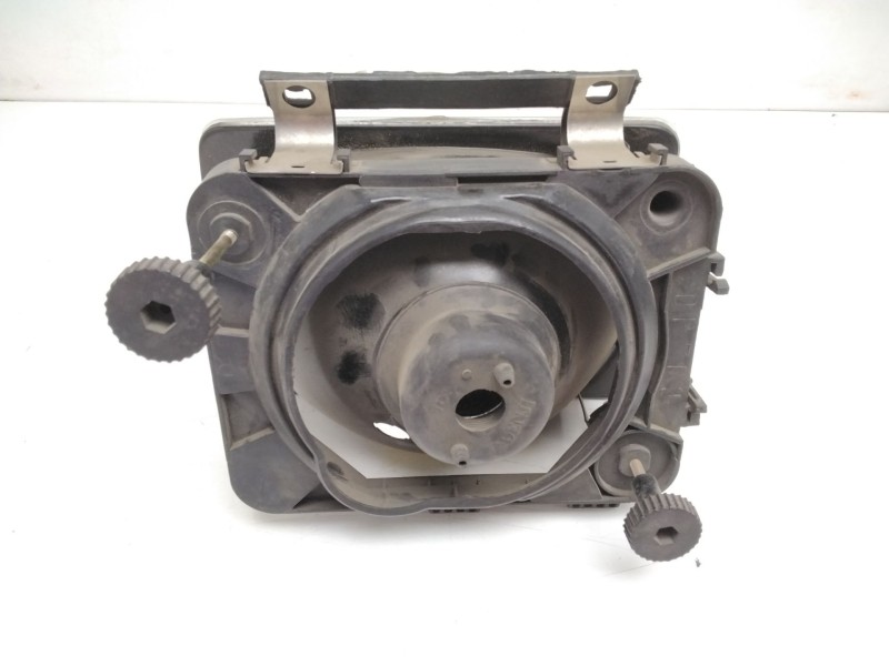 Recambio de faro derecho para opel corsa a swing referencia OEM IAM 7R0147408  