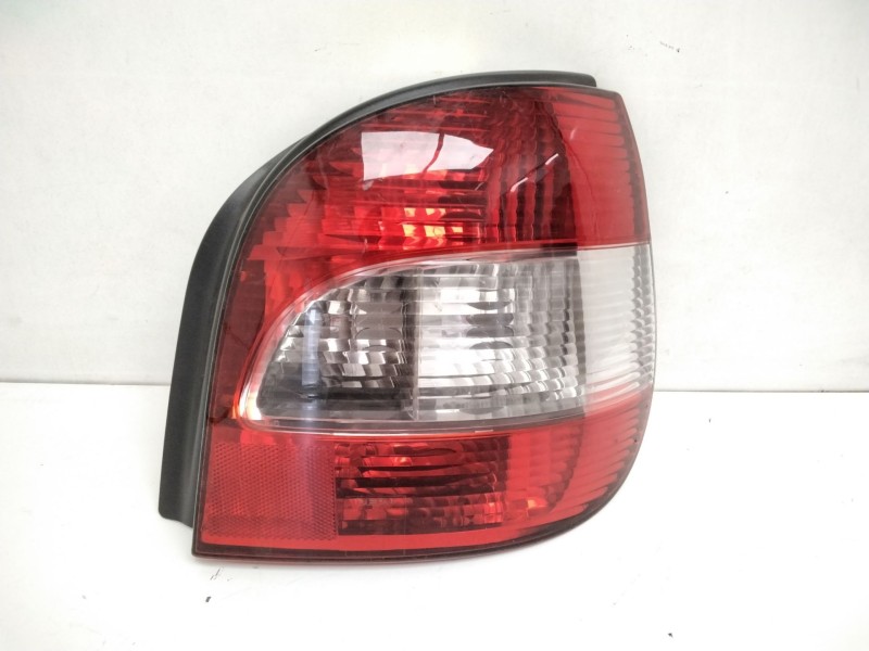 Recambio de piloto trasero derecho interior para renault scénic ii (jm0/1_) 1.9 dci (jm14) referencia OEM IAM 085511950R  