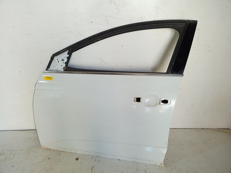Recambio de puerta delantera izquierda para renault megane iv sport tourer (k9a/m/n_) 1.2 tce 130 (k9mr) referencia OEM IAM   