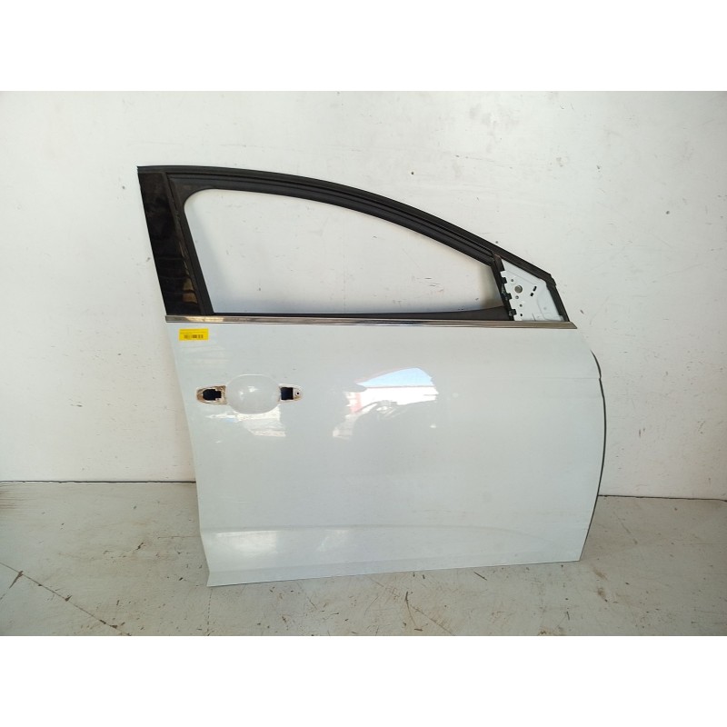 Recambio de puerta delantera derecha para renault megane iv sport tourer (k9a/m/n_) 1.2 tce 130 (k9mr) referencia OEM IAM   