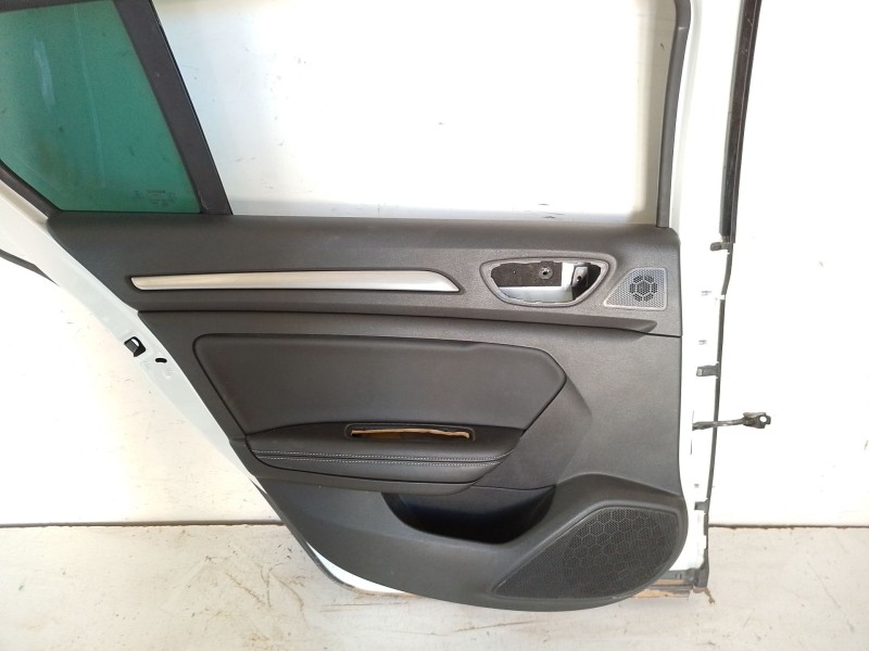 Recambio de puerta trasera izquierda para renault megane iv sport tourer (k9a/m/n_) 1.2 tce 130 (k9mr) referencia OEM IAM   