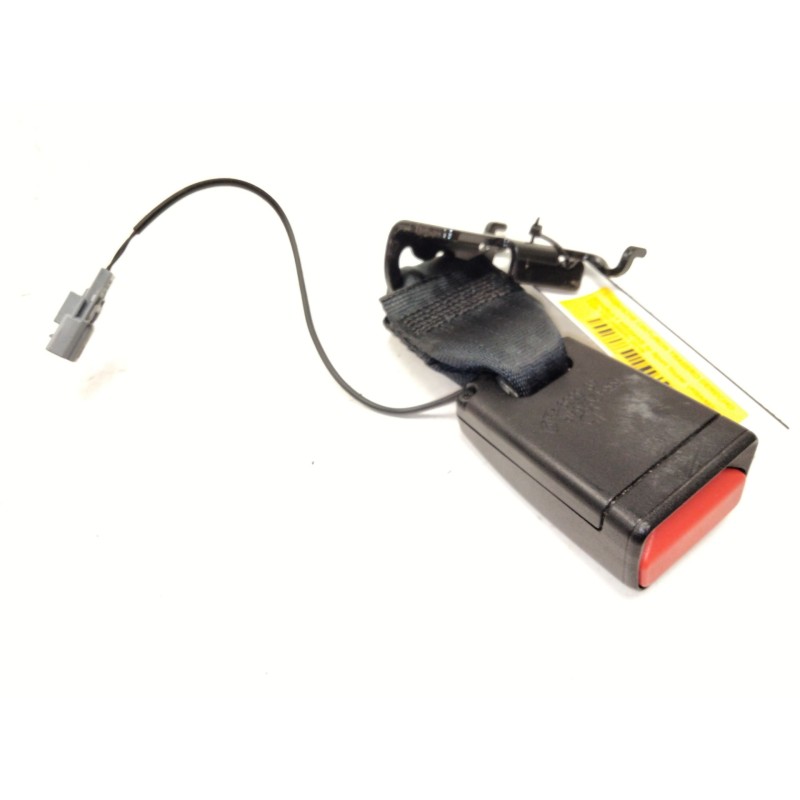 Recambio de enganche cinturon trasero derecho para renault megane iv sport tourer (k9a/m/n_) 1.2 tce 130 (k9mr) referencia OEM I
