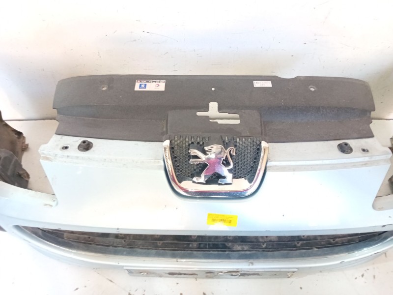 Recambio de paragolpes delantero para peugeot 407 (6d_) 2.0 hdi 135 (6drhrh, 6drhre, 6drhrg, 6drhrj) referencia OEM IAM   