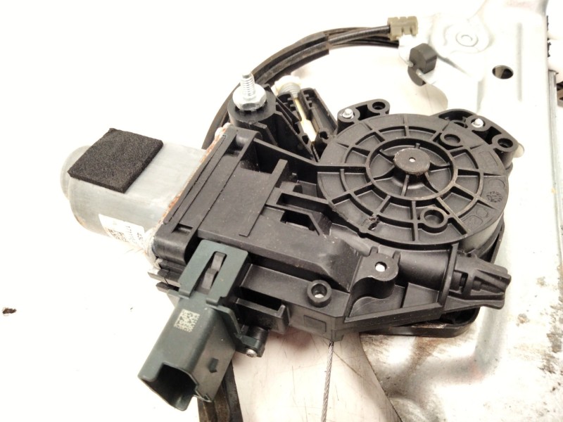 Recambio de elevalunas delantero izquierdo para renault megane iv sport tourer (k9a/m/n_) 1.2 tce 130 (k9mr) referencia OEM IAM 