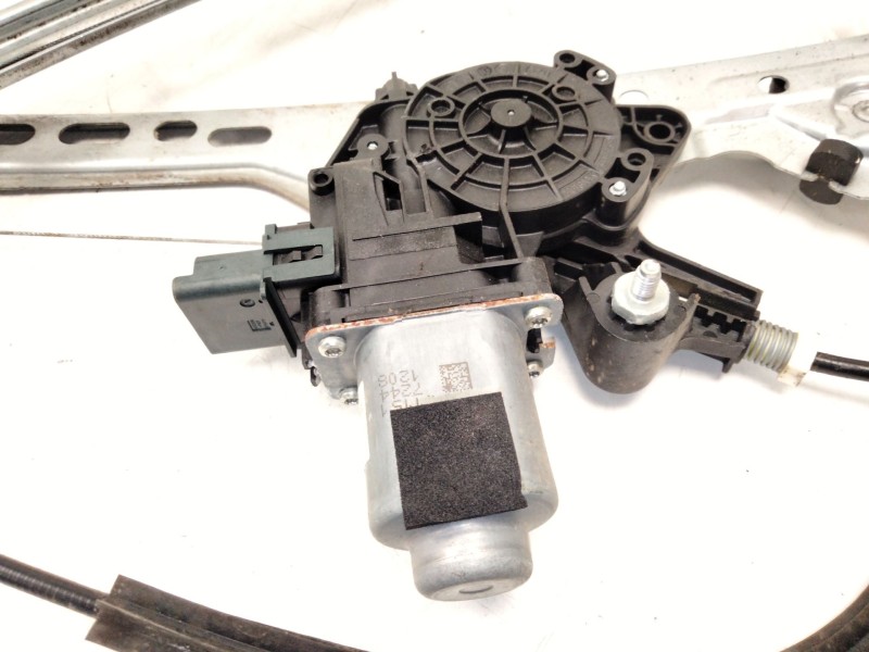 Recambio de elevalunas delantero derecho para renault megane iv sport tourer (k9a/m/n_) 1.2 tce 130 (k9mr) referencia OEM IAM   