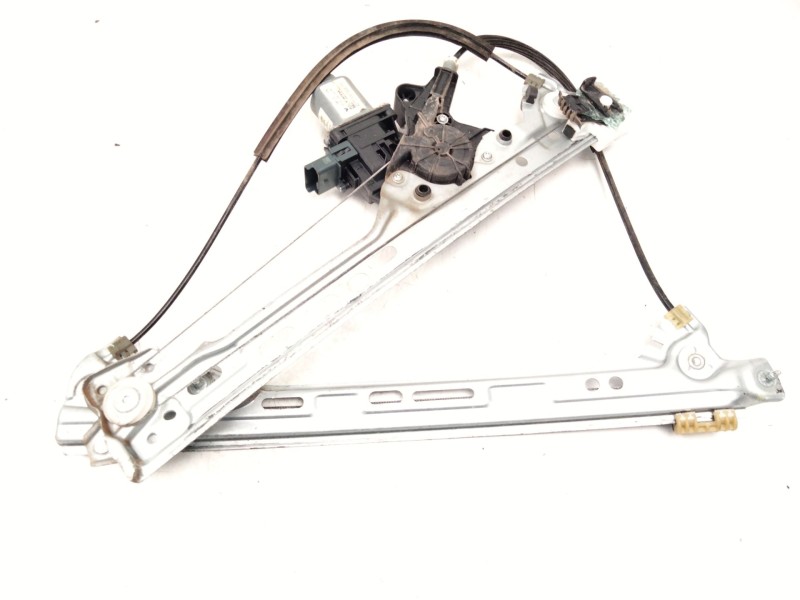 Recambio de elevalunas delantero derecho para renault megane iv sport tourer (k9a/m/n_) 1.2 tce 130 (k9mr) referencia OEM IAM   