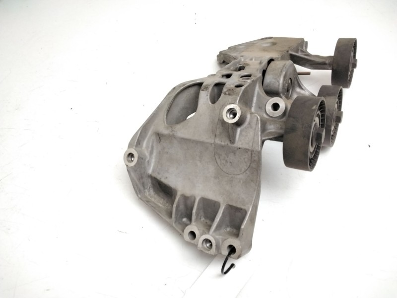 Recambio de soporte alternador para mercedes-benz clase a (w168) a 160 cdi (168.006) referencia OEM IAM AXXX2020240  