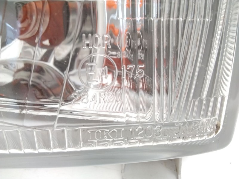 Recambio de faro izquierdo para nissan bluebird (u11) 1.8 referencia OEM IAM IKI1203L  