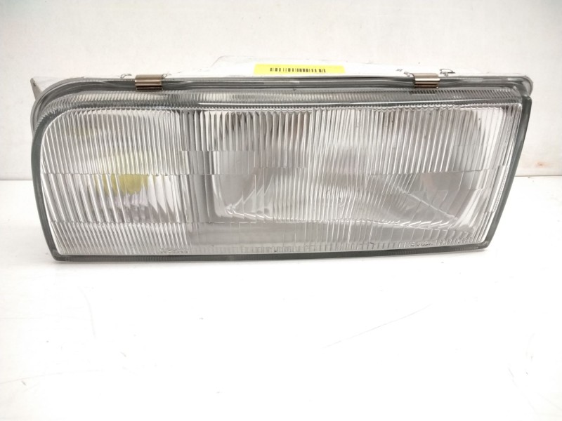 Recambio de faro izquierdo para nissan sunny berlina (n14) 1.6 16v cat referencia OEM IAM ICHIKOH1519L  