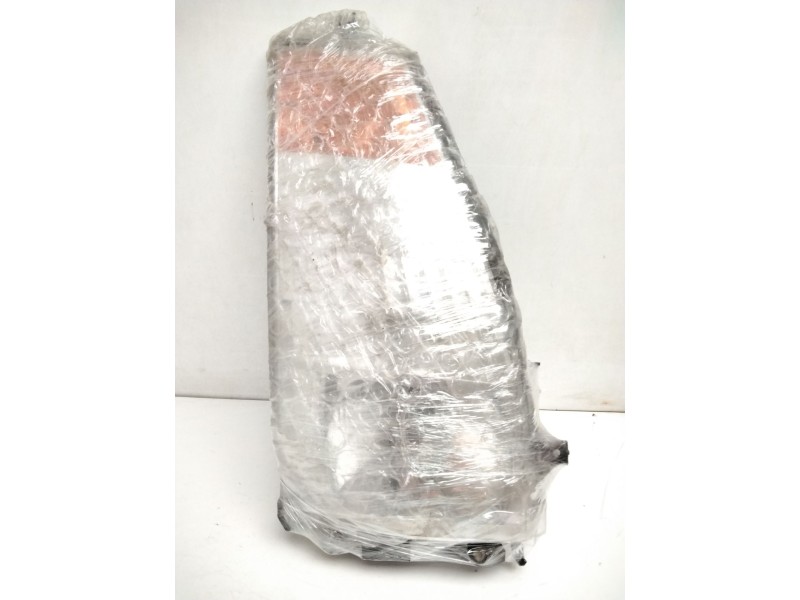 Recambio de faro derecho para nissan cabstar 110.45 referencia OEM IAM 89314261  26010BM500