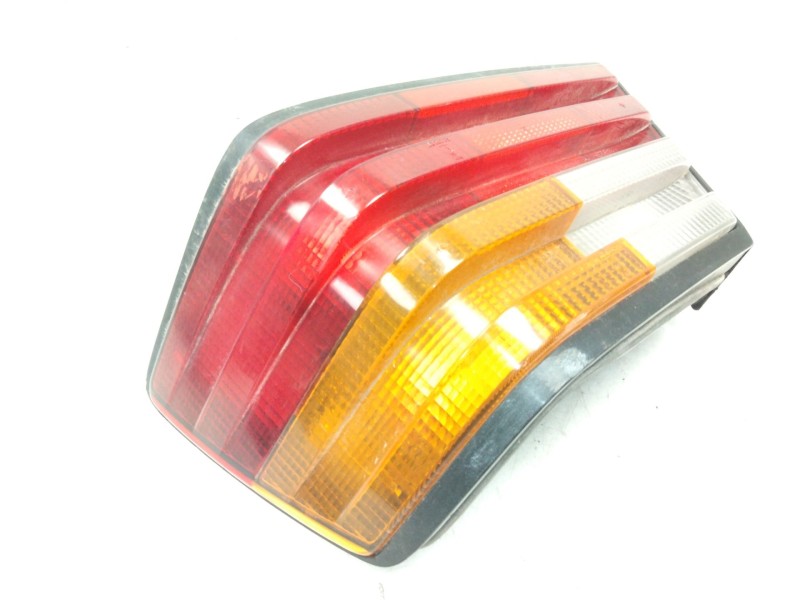 Recambio de piloto trasero derecho para mercedes-benz clase e (w124) e 300 d (124.131) referencia OEM IAM   