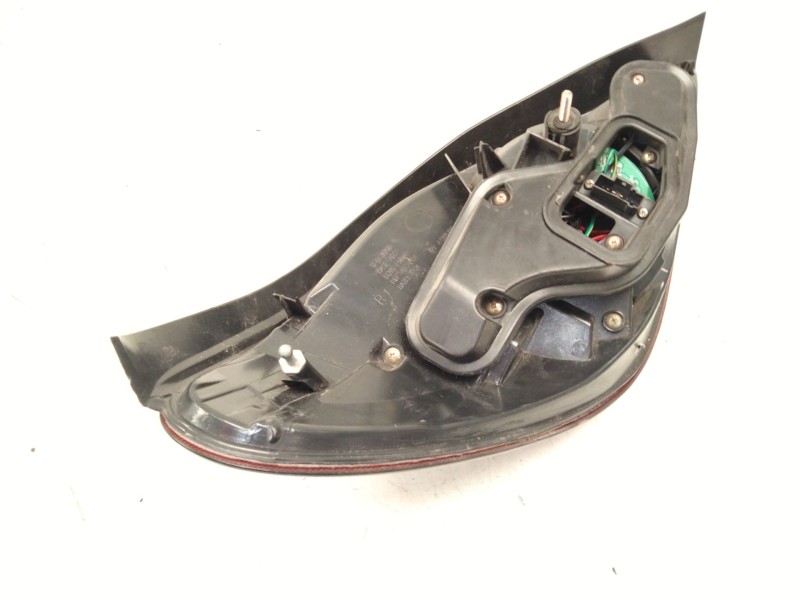 Recambio de piloto trasero derecho para peugeot 207 cc (wd_) 1.6 hdi referencia OEM IAM   