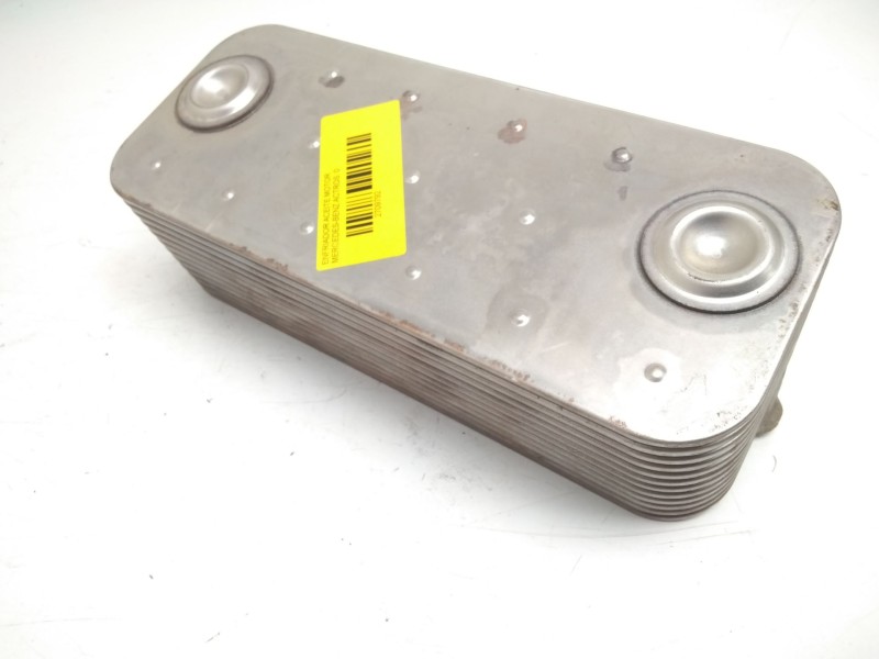 Recambio de enfriador aceite motor para mercedes-benz actros referencia OEM IAM A5411800201  