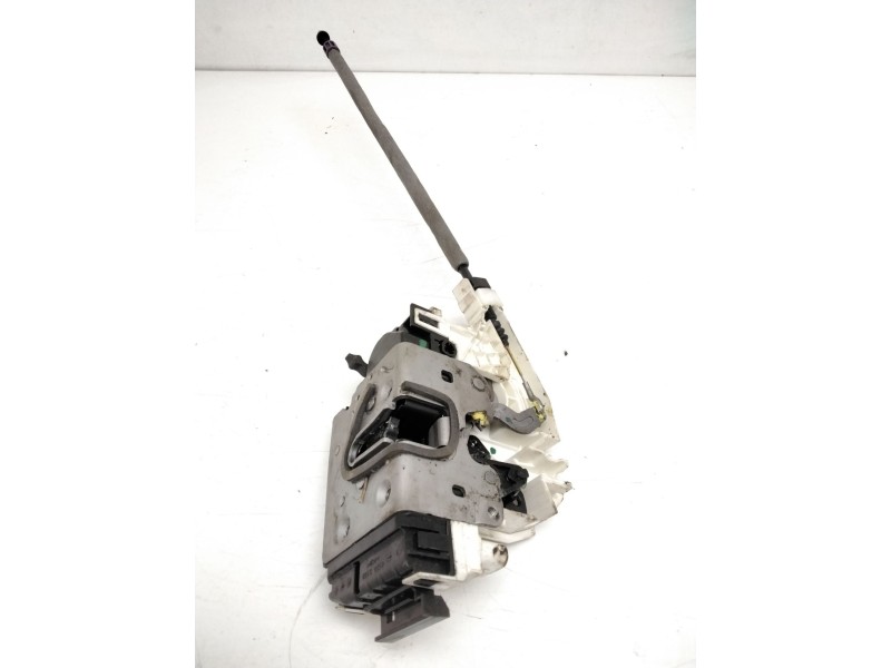 Recambio de cerradura puerta trasera derecha para mercedes-benz clase c (w204) c 220 cdi (204.008) referencia OEM IAM A204700435