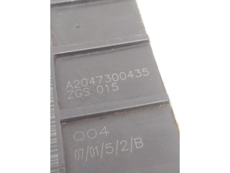 Recambio de cerradura puerta trasera derecha para mercedes-benz clase c (w204) c 220 cdi (204.008) referencia OEM IAM A204700435