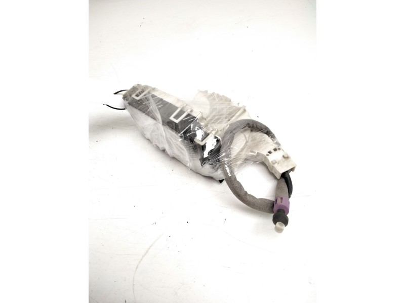 Recambio de cerradura puerta trasera derecha para mercedes-benz clase c (w204) c 220 cdi (204.008) referencia OEM IAM A204700435