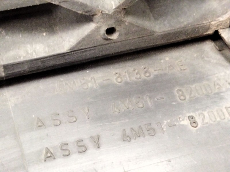 Recambio de rejilla delantera para ford focus ii (da_, hcp, dp) 1.6 referencia OEM IAM 4M518138AE  