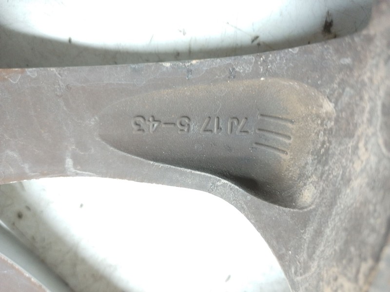 Recambio de llanta aluminio para renault megane iv sport tourer (k9a/m/n_) 1.2 tce 130 (k9mr) referencia OEM IAM   