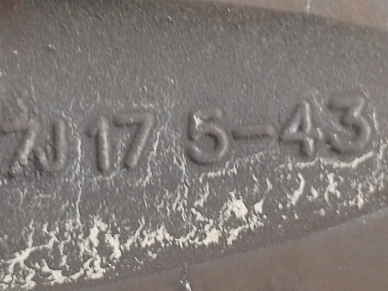 Recambio de llanta aluminio para renault megane iv sport tourer (k9a/m/n_) 1.2 tce 130 (k9mr) referencia OEM IAM   