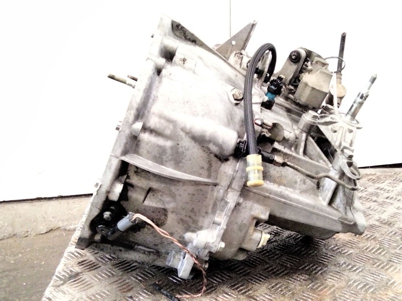 Recambio de caja cambios para renault grand scénic ii (jm0/1_) 1.9 dci (jm14) referencia OEM IAM 8200370824  
