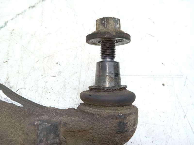 Recambio de brazo suspension inferior delantero izquierdo para audi a6 c6 (4f2) 3.0 tdi quattro referencia OEM IAM   