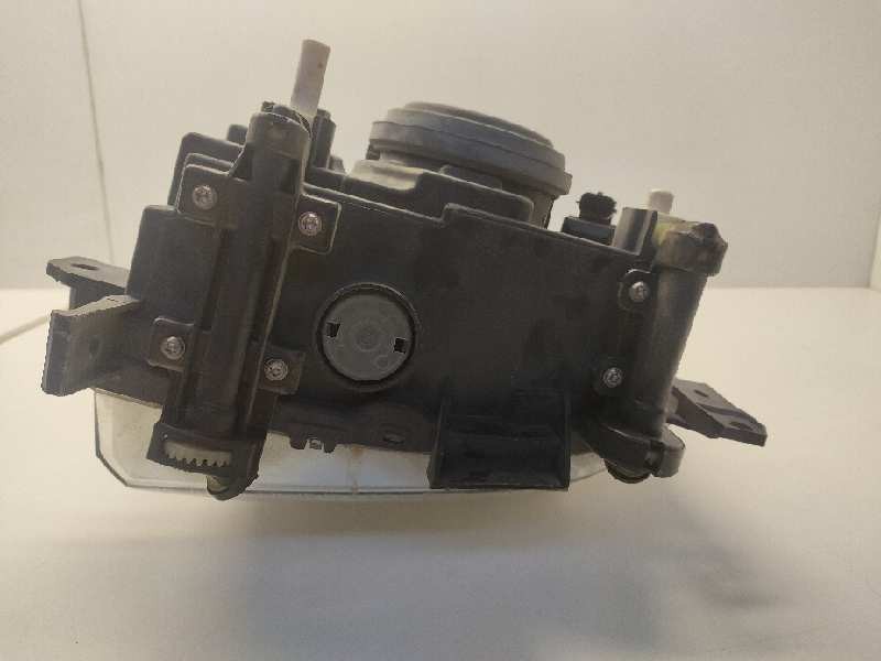 Recambio de faro derecho para nissan cabstar 110.45 referencia OEM IAM 89314261  26010BM500