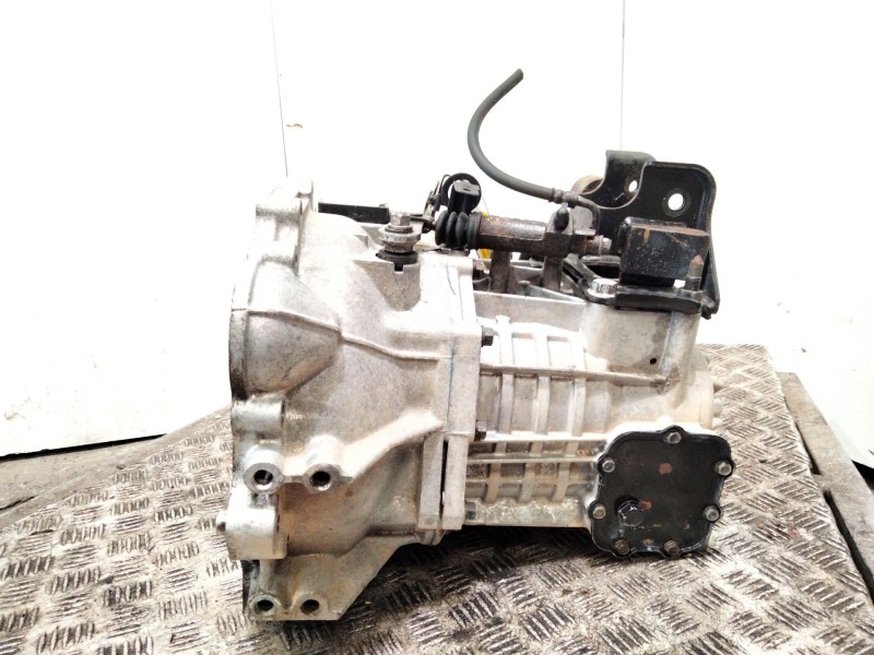 Recambio de caja cambios para hyundai tucson (jm) 2.0 crdi referencia OEM IAM   