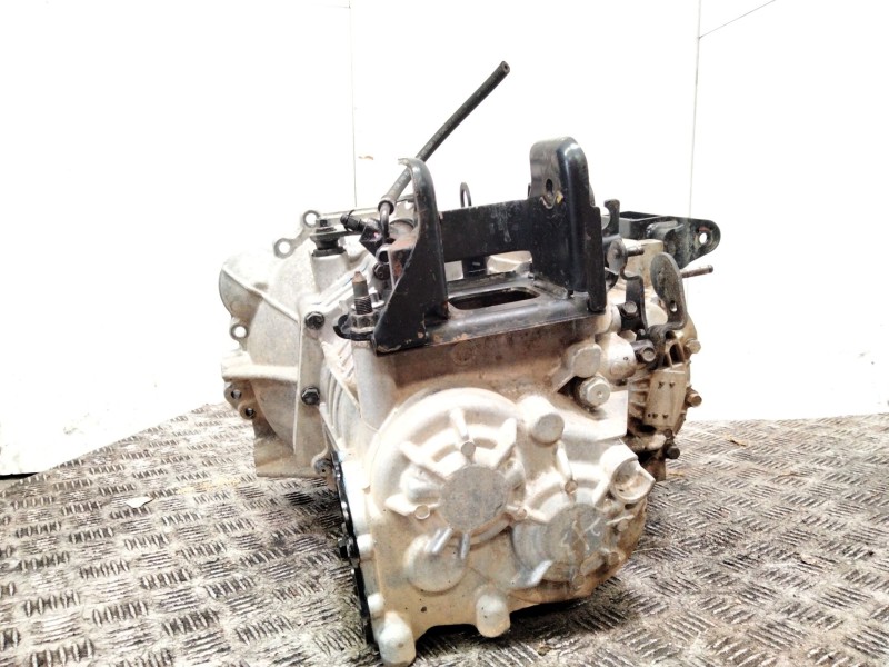 Recambio de caja cambios para hyundai tucson (jm) 2.0 crdi referencia OEM IAM   