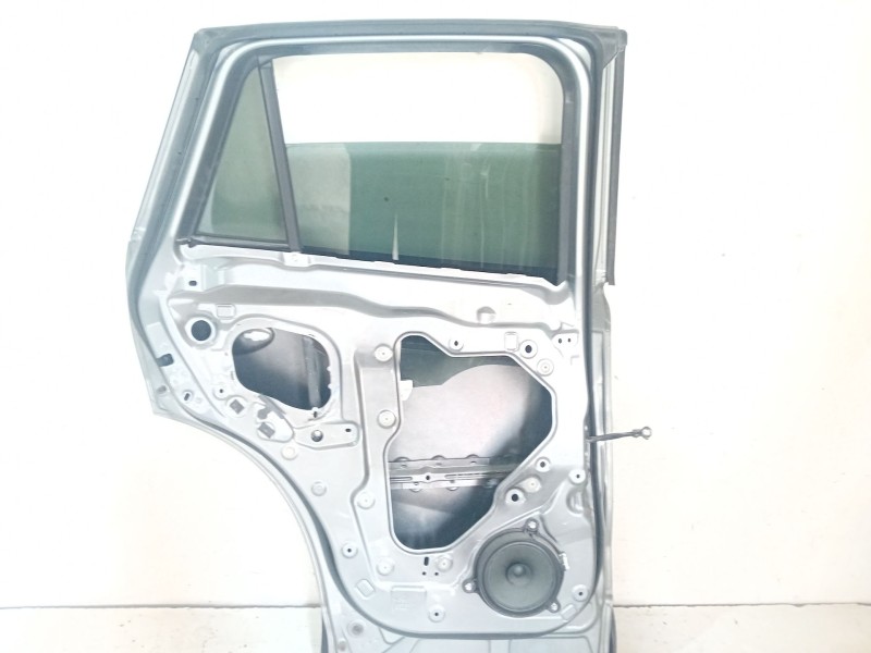 Recambio de puerta trasera izquierda para mazda cx-5 (kf) 2.2 d referencia OEM IAM KD5373010  