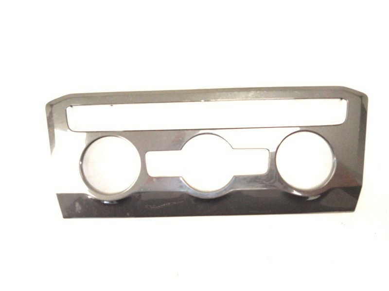 Recambio de moldura para volkswagen tiguan (5n_) 2.0 tdi 4motion referencia OEM IAM 5NB820073  
