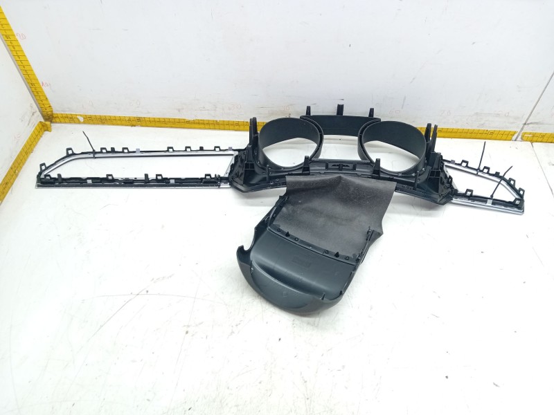 Recambio de moldura para volkswagen tiguan (5n_) 2.0 tdi 4motion referencia OEM IAM 5NB857189  