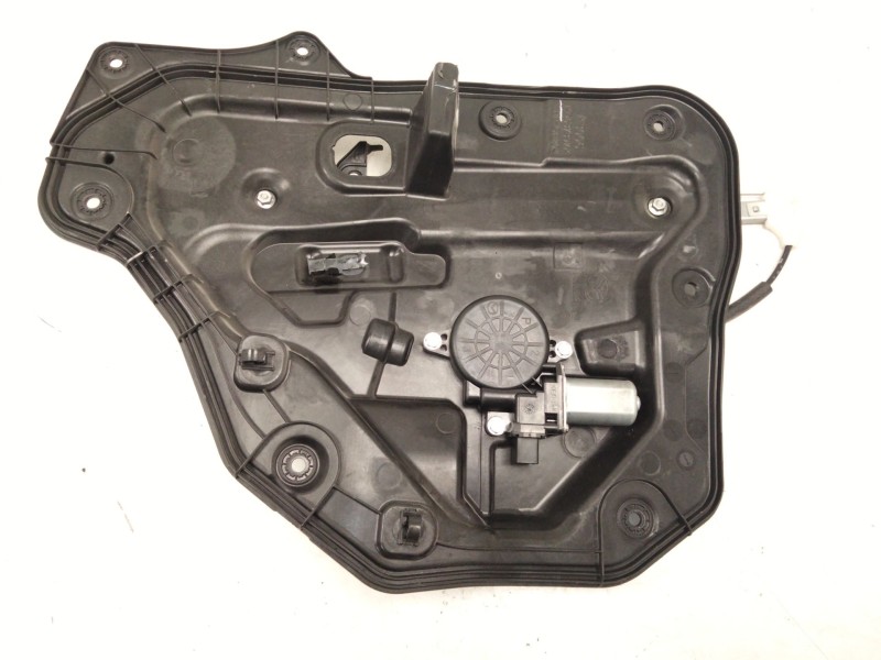 Recambio de elevalunas trasero izquierdo para mazda cx-5 (kf) 2.2 d referencia OEM IAM KD537397X  