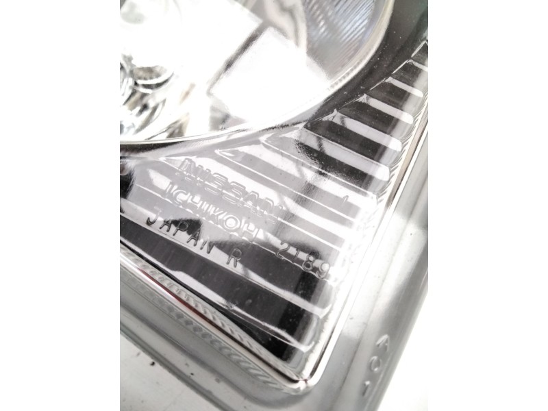 Recambio de faro antiniebla derecho para nissan patrol gr iv (y60, gr) 2.8 td (y60a) referencia OEM IAM ICHIKOH2189  