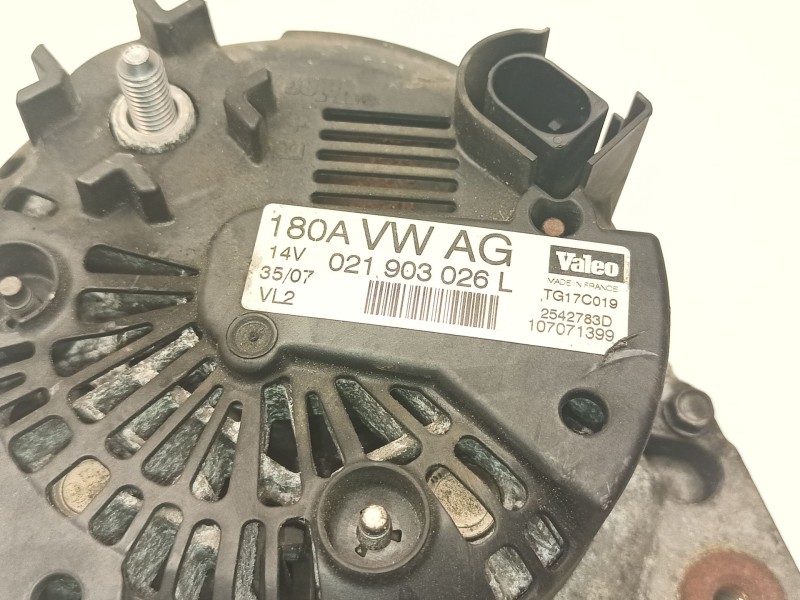 Recambio de alternador para volkswagen passat b6 (3c2) 2.0 tdi referencia OEM IAM 021903026L  