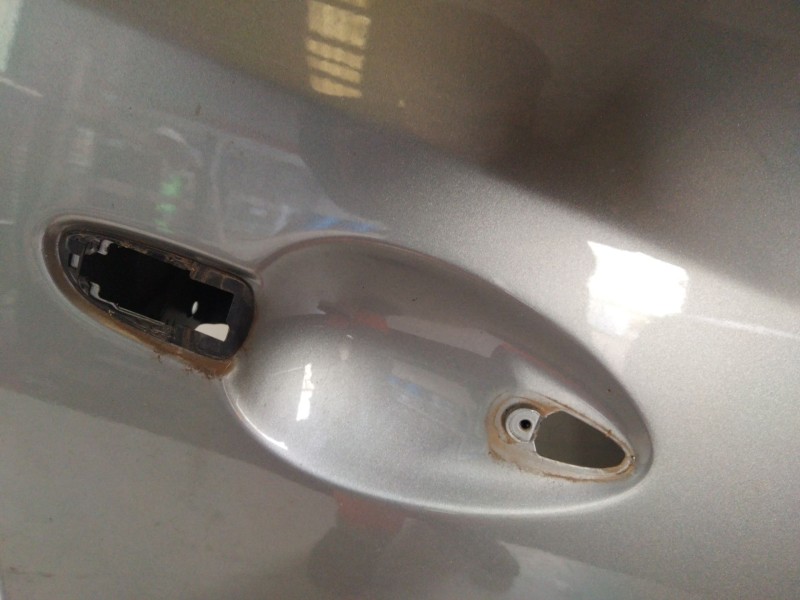 Recambio de puerta delantera derecha para mazda cx-5 (kf) 2.2 d referencia OEM IAM KD5358010  