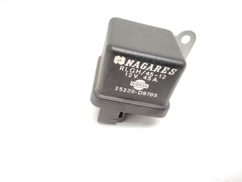 Recambio de rele para nissan patrol gr v wagon (y61) 2.8 tdic (y61) referencia OEM IAM 25230D9705  